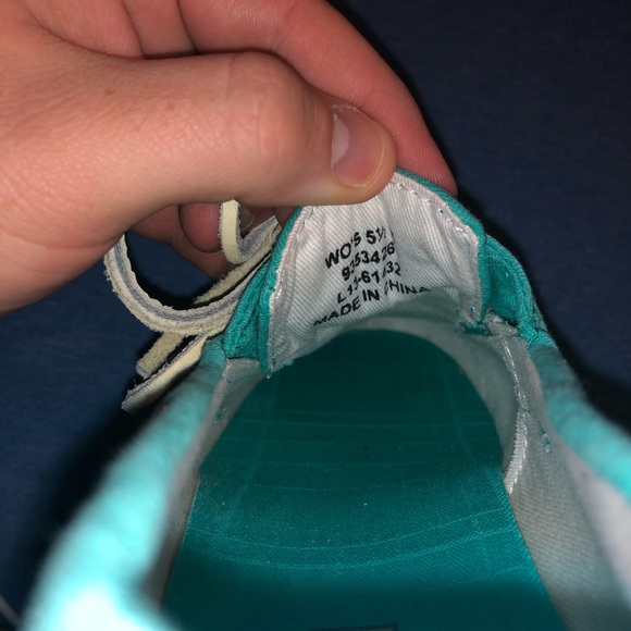 Women’s sperry sz 5 1/2 great condition - Picture 4 of 4